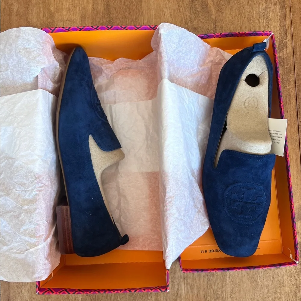 Tory Burch Leigh Navy Blue Suede Loafers - Picture 7 of 12